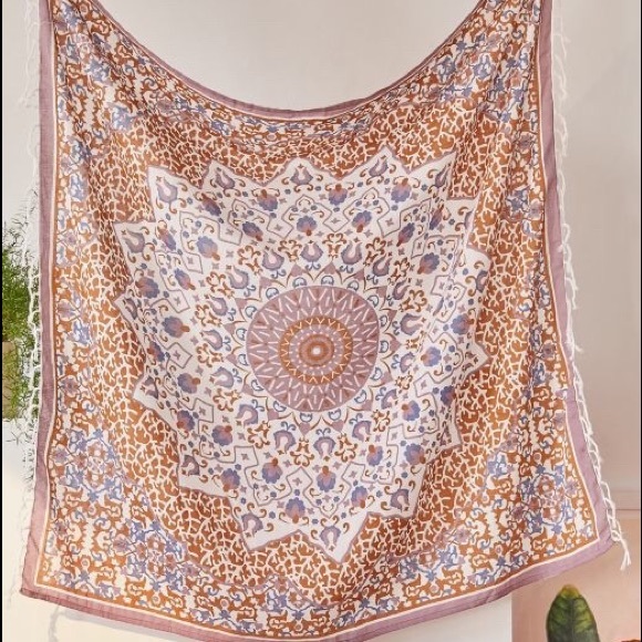 Urban Outfitters Accessories - Urban Outfitters | Jake Medallion Tapestry